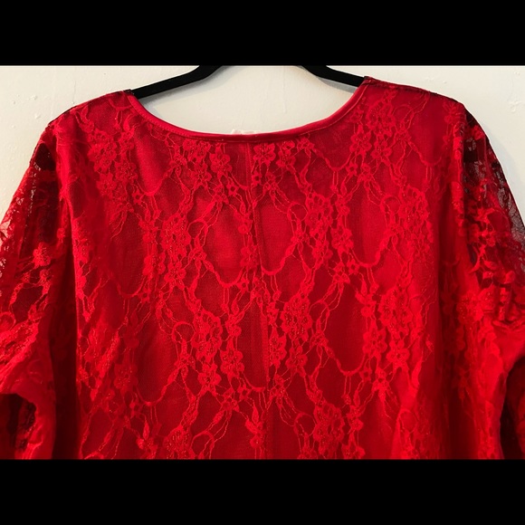 BEAUTIFUL Red/Black Lace w/Lining 2X Pullover Top - Picture 7 of 10